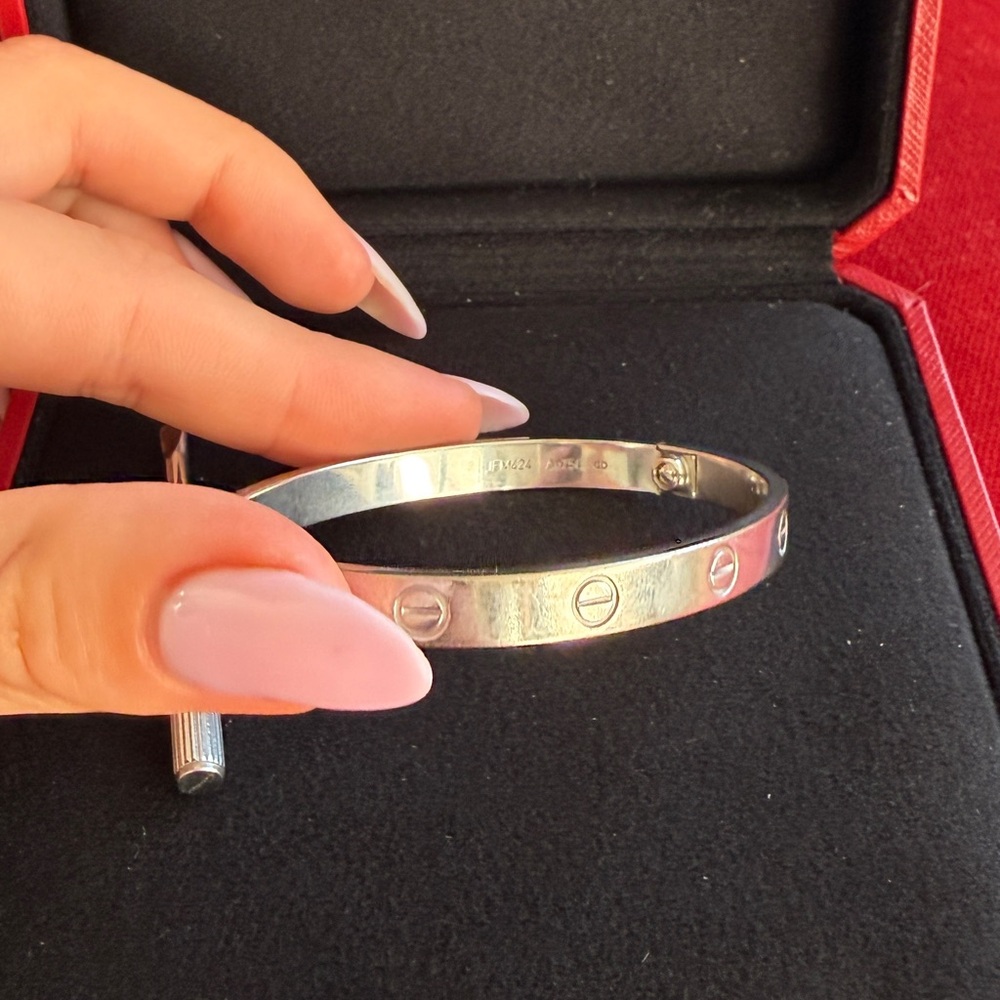 Authentic Cartier LOVE BRACELET, CLASSIC MODEL, 17 size. - Picture 5 of 16